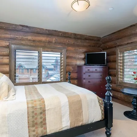 On Sundance 122 - Pine Palace * Telluride