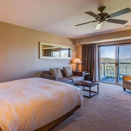 Resort The Peaks And