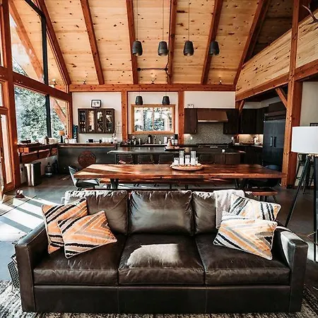 Red Mountain Alpine Holiday home *