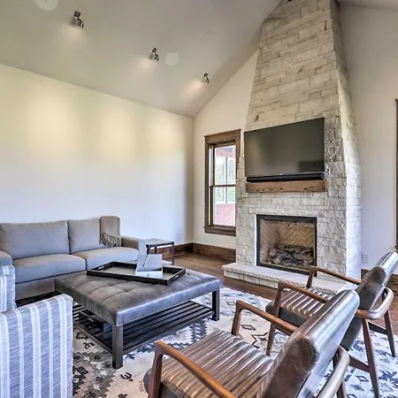 Luxurious Ski-in/ski-out Penthouse! Holiday home