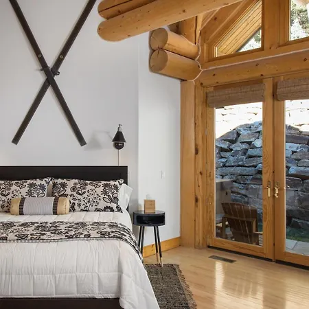 Sundance - 108 Lane Holiday home