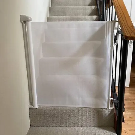 Family Friendly Mainstreet Townhome Apartment