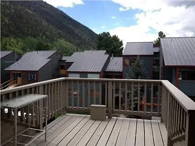 Apartment West Willow