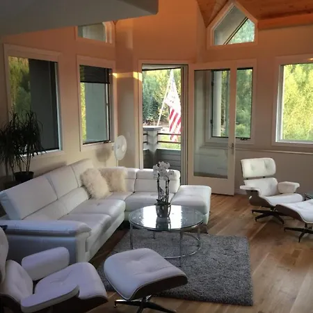 Apartment Penthouse
