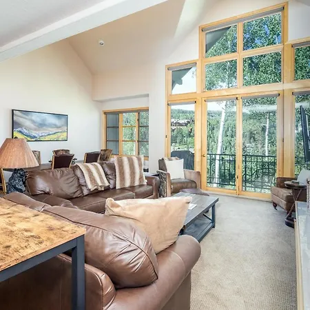 Aspen Ridge 4 By Alpine Holiday home *