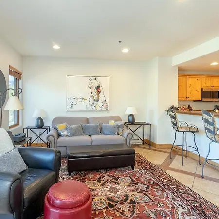 Bear Creek 206 Apartment