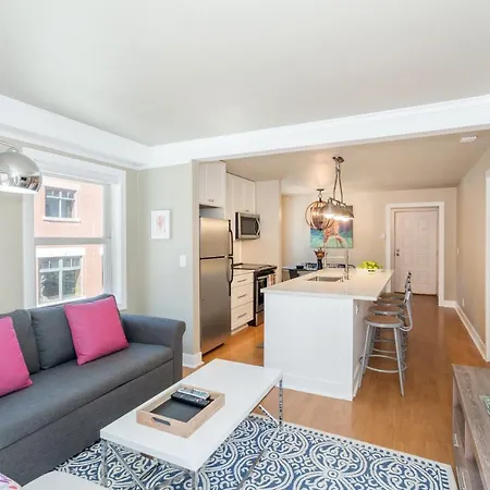 Stylish Convenience! Short Walk To Lifts, Gondola, Main St, Fall Line 210 Apartment Telluride