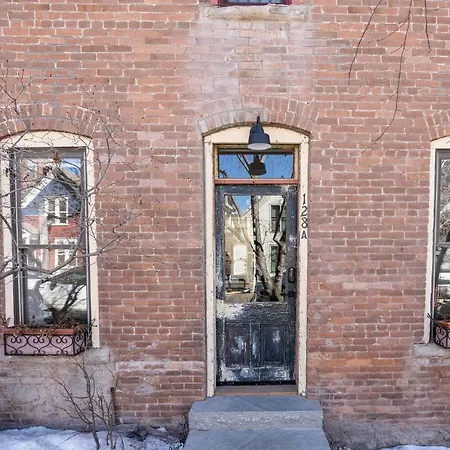 Twin Bricks Mountain Retreat: Historic Luxury Steps From Gondola Holiday home Telluride