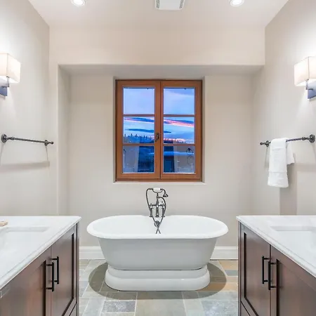 At Cortina Penthouse 10 By Alpine *