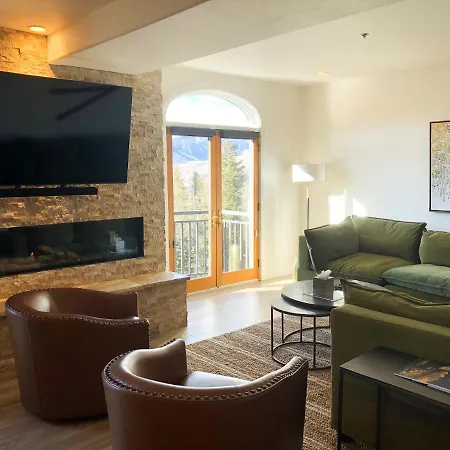 Bear Creek 407 By Alpine *