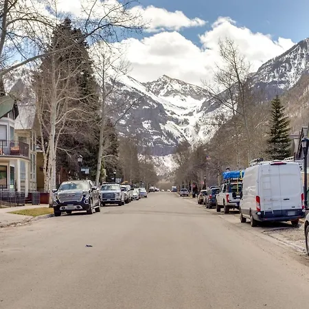 Condo: Walk To Lift, Bear Creek, & More! Holiday home