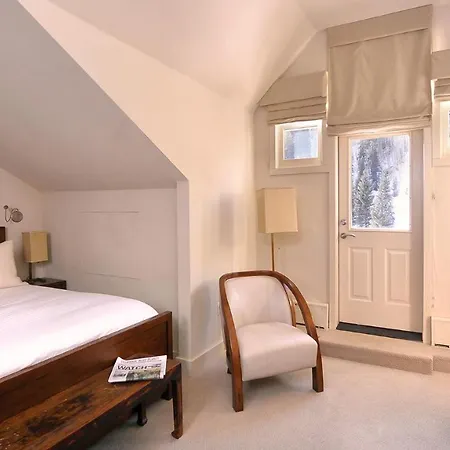 Hotel Columbia 4*