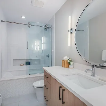 Remodel For 2022! Ski In Ski Out Parking Apartment