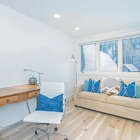Apartment Remodel For 2022! Ski In Ski Out Parking *