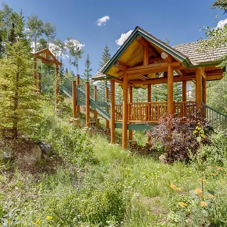 Ski-in/ski-out Mountain Village W/ Hot Tub! Holiday home Telluride