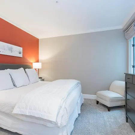 River Club 203 *