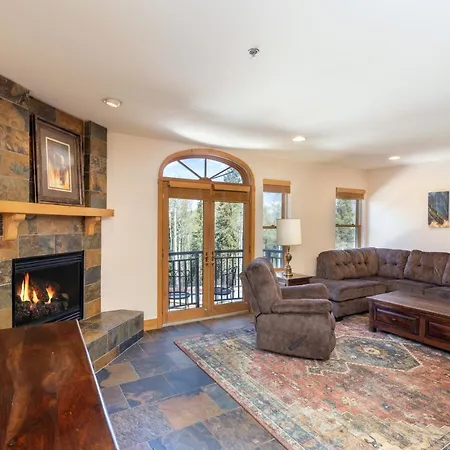 Bear Creek 208a Apartment *