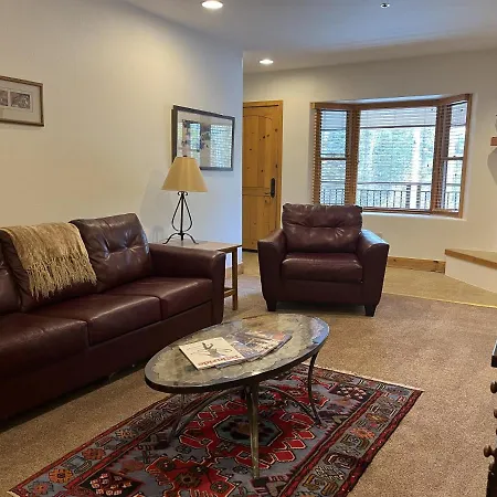 Apartment Bear Creek 108a *