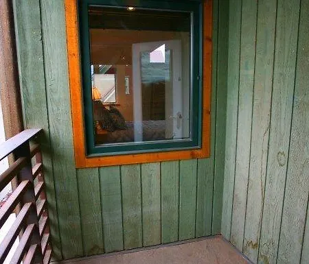 Holiday home Elk's Park House