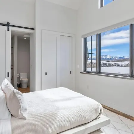 Silverpick Ranch - Adventure & Luxury In
