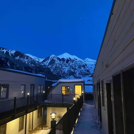 Designer Unit -center Of Town Of Telluride, Steps To Gondola And Town Park Apartment Telluride