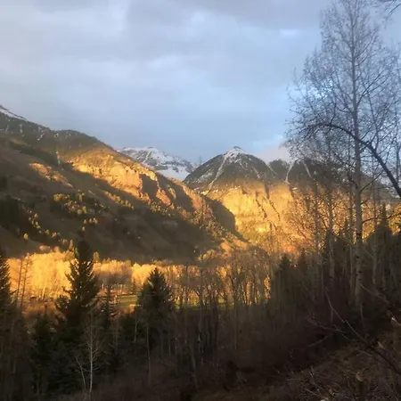 Designer Unit -center Of Town Of Telluride, Steps To Gondola And Town Park Apartment Telluride