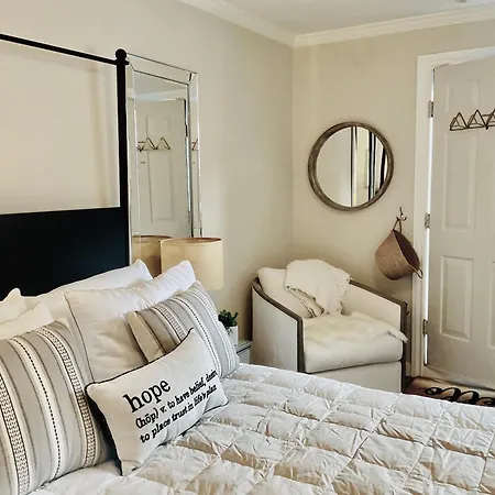 Beautiful Modern In-town Studio With Kitchenette Walk To Gondola, Center Of Town! Telluride