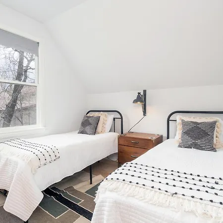 Tri-level Condo, Close To Coonskin Lift! * Telluride
