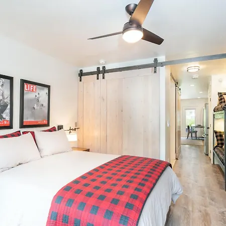 A Slice Of Paradise By The River Holiday home