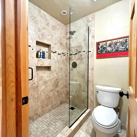 Riverside Condo, Walk Everywhere Viking 212 *