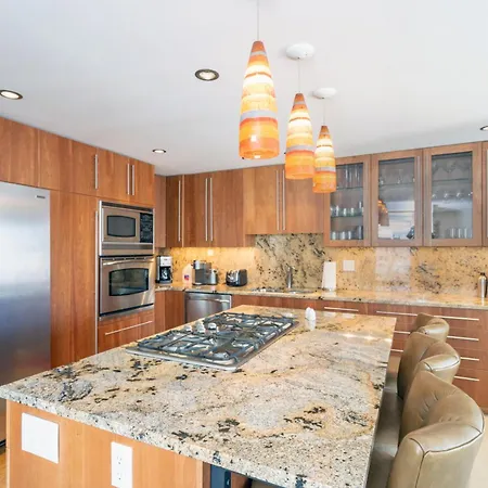 Holiday home Spacious 3 Bedroom Easy Walk To Grocery Store And Chairlift 7 *