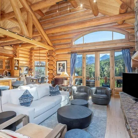 Incredible 3br Ski In Out With Views
