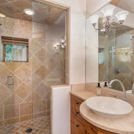 Incredible 3br Ski In Out With Views Telluride