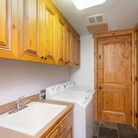 Holiday home Incredible 3br Ski In Out With Views Telluride