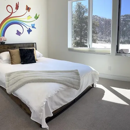 Holiday home Basecamp At Valley Floor - Views And Wildlife!