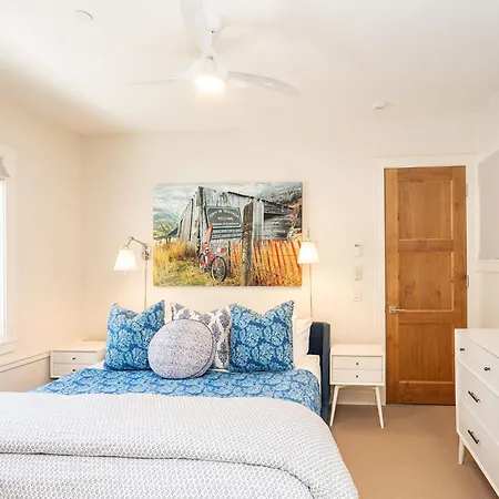 Holiday home 330 W Pacific B Townhouse