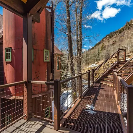 Holiday home Riverside House With Mountain Views *
