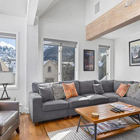 Viking 109 - Viking Venue Telluride