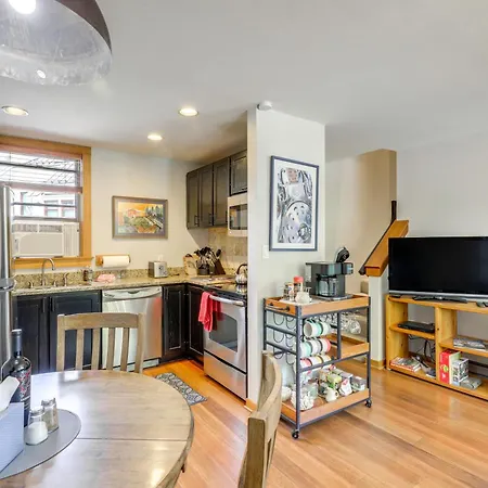 Condo: Walk To Lift, Bear Creek, & More! Holiday home Telluride