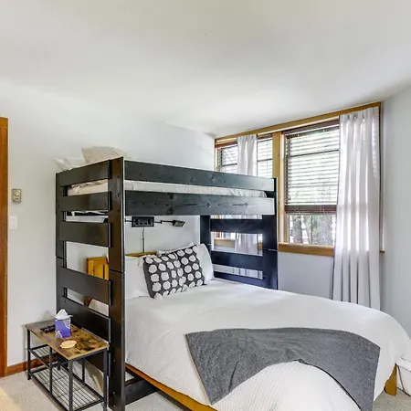 Condo: Walk To Lift, Bear Creek, & More! *