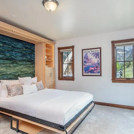 Holiday home Entrada A Townhouse
