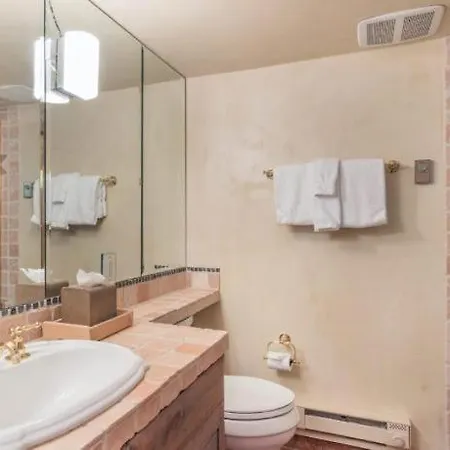 Penthouse At The Peaks 826 Apartment