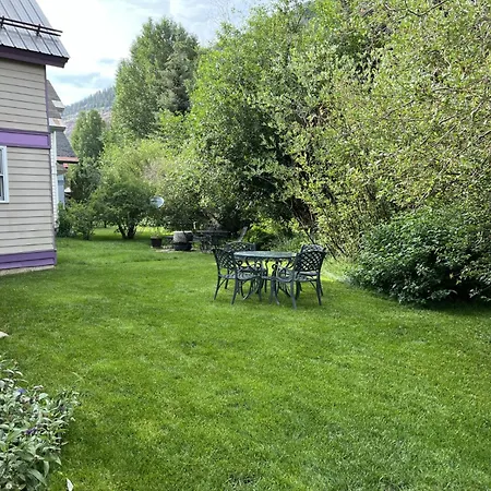 Bachman Village #9 - Backyard And Steps To Skiing! Holiday home *