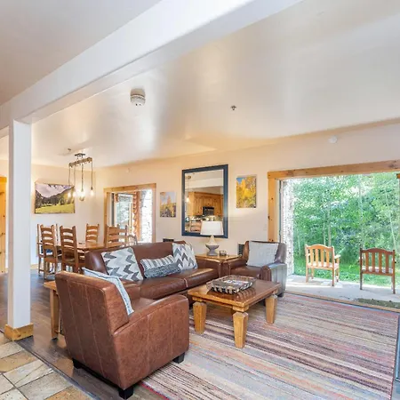 2br Ski-in, Ski-out *