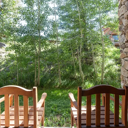 2br Ski-in, Ski-out Holiday home