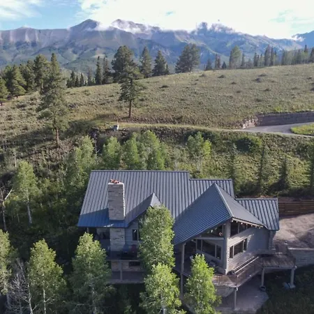 267 Country Club Holiday home *