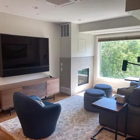 Peaks Penthouse 651