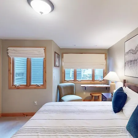 Lodge- Treat * Telluride