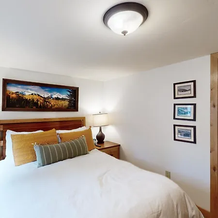Lodge- Treat Apartment Telluride