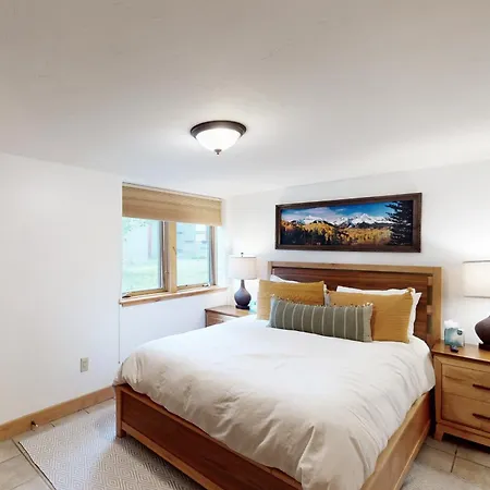 Lodge- Treat Apartment